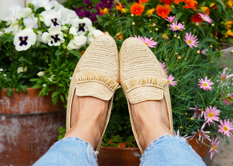 Natural Raffia Loafers / Raffia Moccasins / Raffia Shoes / Moroccan Fringed Shoes / Raffia Sandals / Flat Sandals / Boho Shoes image 2