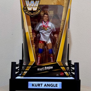 Väggmonterat ställ för brottningsring för WWE-, AEW- och WCW-figurer i låda (med LED-belysning som tillval)