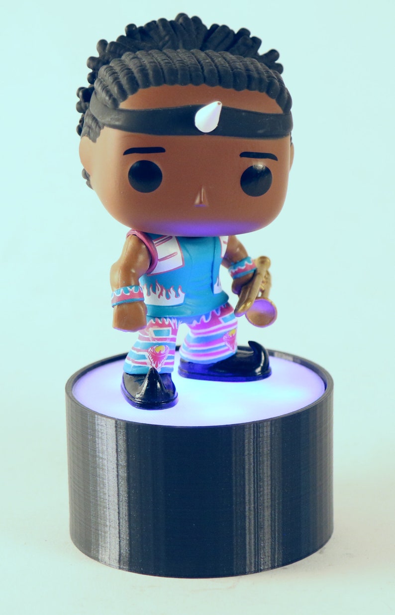 how to make funko pop stand up
