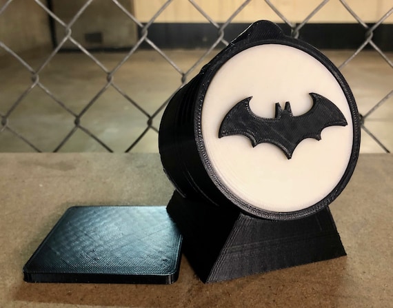 Funko Pop Batman Display Stand With Bat Signal and LED Light Cake