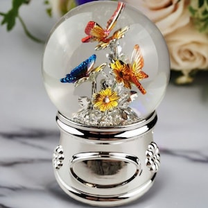 Personalized Butterflies Water Globe, Customized Snow globe,  Engraved Music Waterglobe, Free Engrave,  Friend, Baby,Birthday,Christmas gift