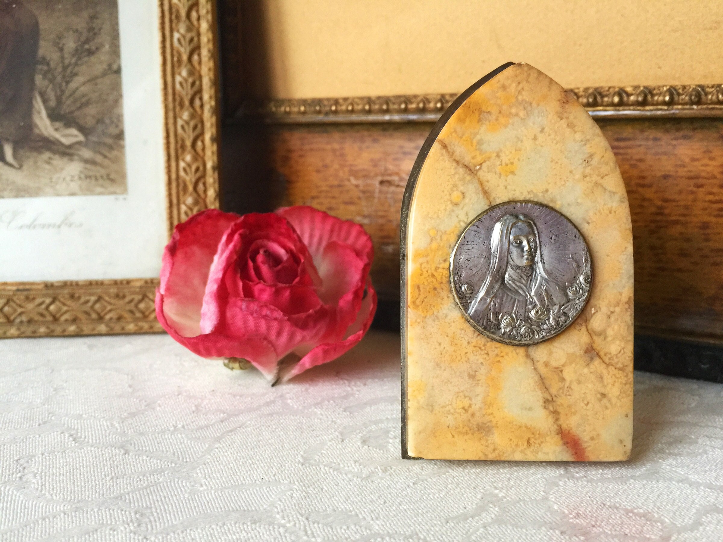 Antique Français Plaque Religieuse en Marbre Sainte Thérèse, Reliquaire Sanctuaire Décor Religieux C