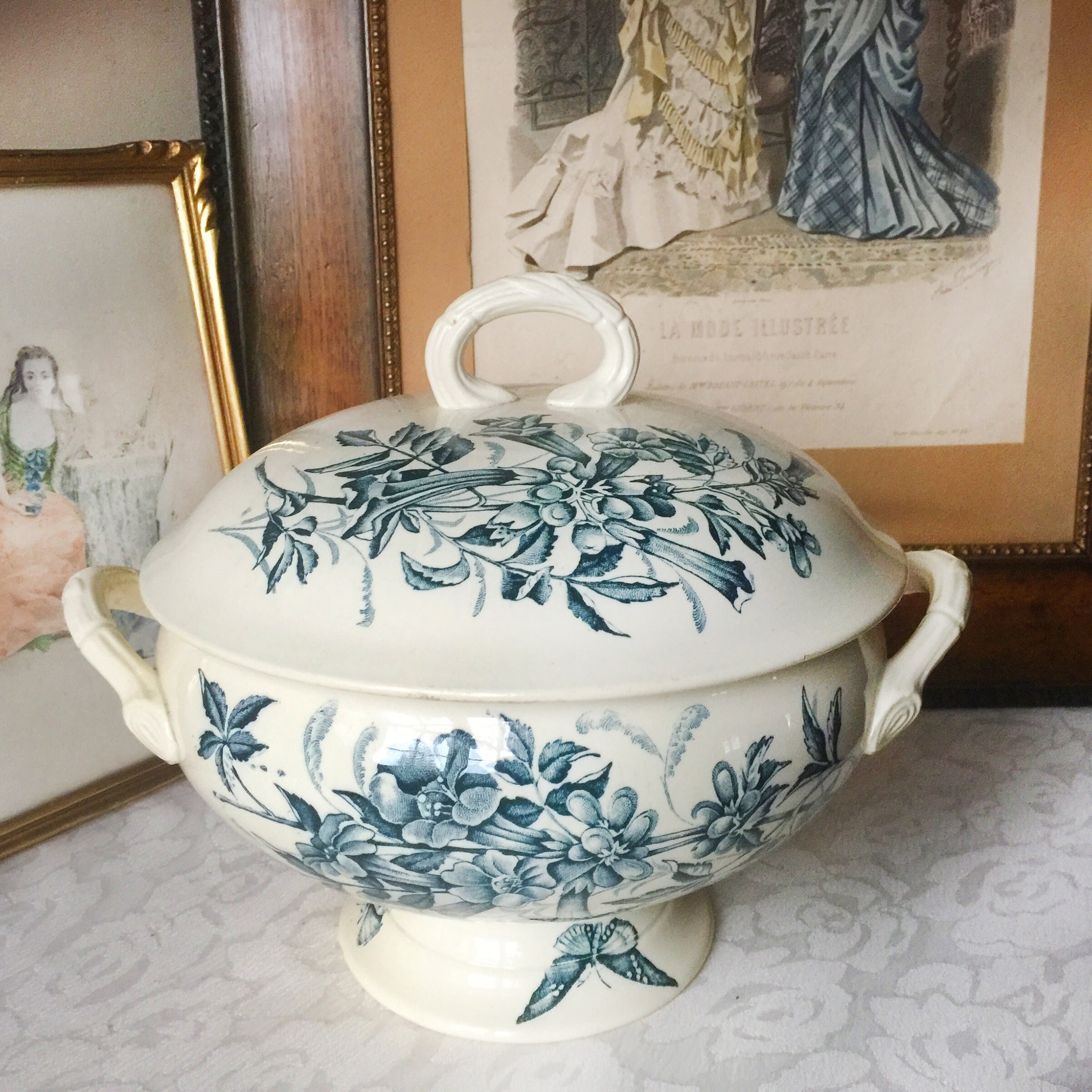 Soupière Ancienne en Terre de Fer Vers 1900 Faïence Badonviller Motifs Fleur Bleues Jasmin Virginie