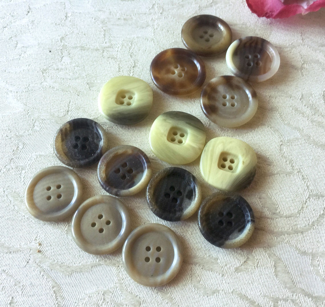 Lot 14 Vintage coat buttons sewing buttons 1 1/8 to Etsy