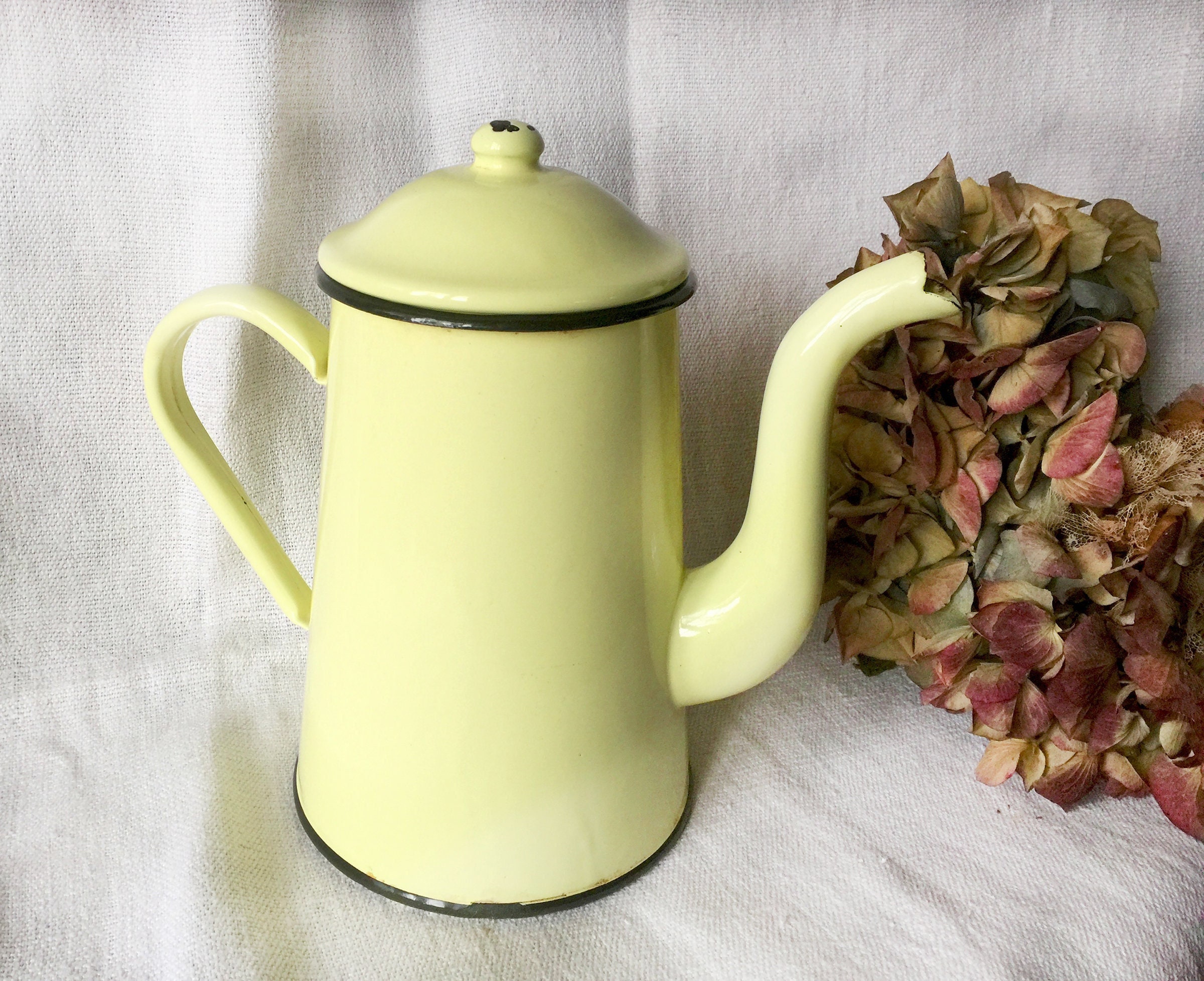 Cafetière en Émail Vintage Français, Verseuse à Café Ancien, Jaune Clair, Brocante Style Campagne Fe