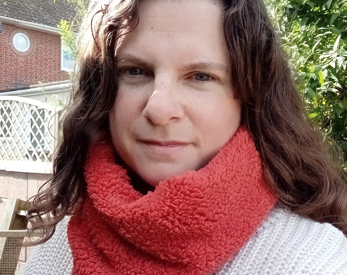 Super Soft Fleece Neck Warmer, Cosy Unisex Snood, Toddler to Adult