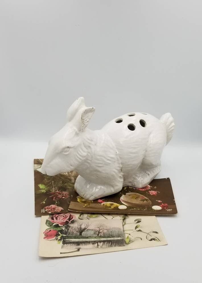 Vintage Italien Bassano Blanc Céramique Lapin Fleur Grenouille. Grenouille en Porcelaine de Lapin. V