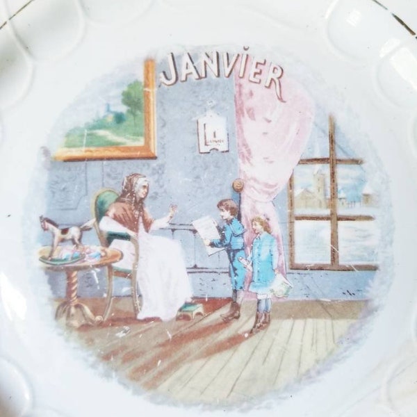 Antique Français Hamage & Moulin de Loups Années 1900 Petite Plaque Décorative Pour 'Janvier' (Janvier) Plaques Collectors