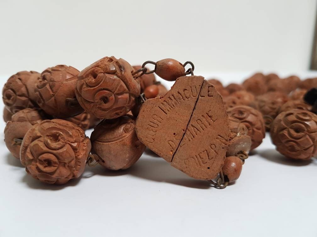 Français Rustique Vintage Mural en Bois Suspendu Rosaire. Lourdes France Artefact Religieux. Perles