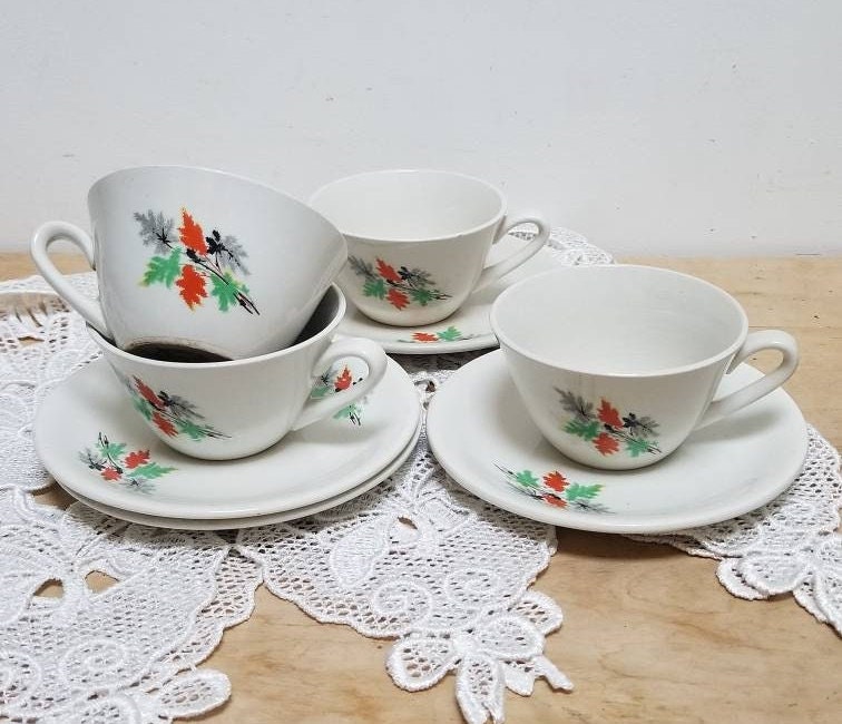 Millésime Français Orchies Moulin Des Loups Set de 4 Faïence Tasse et Soucoupes. Ironstone Feuille D