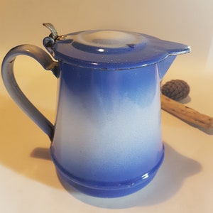1960s French Enamel Jug with Flat Hinged Lid. Traditional French Kitchenware, Kitchenalia, Coffee Jug. Water Jug.