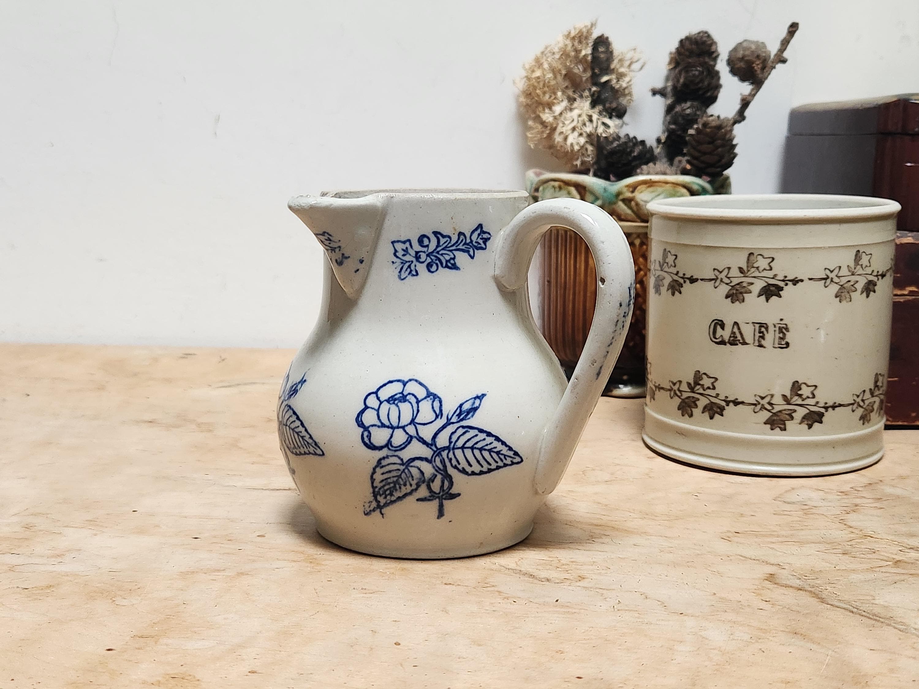 St Uze Creamer - Etsy