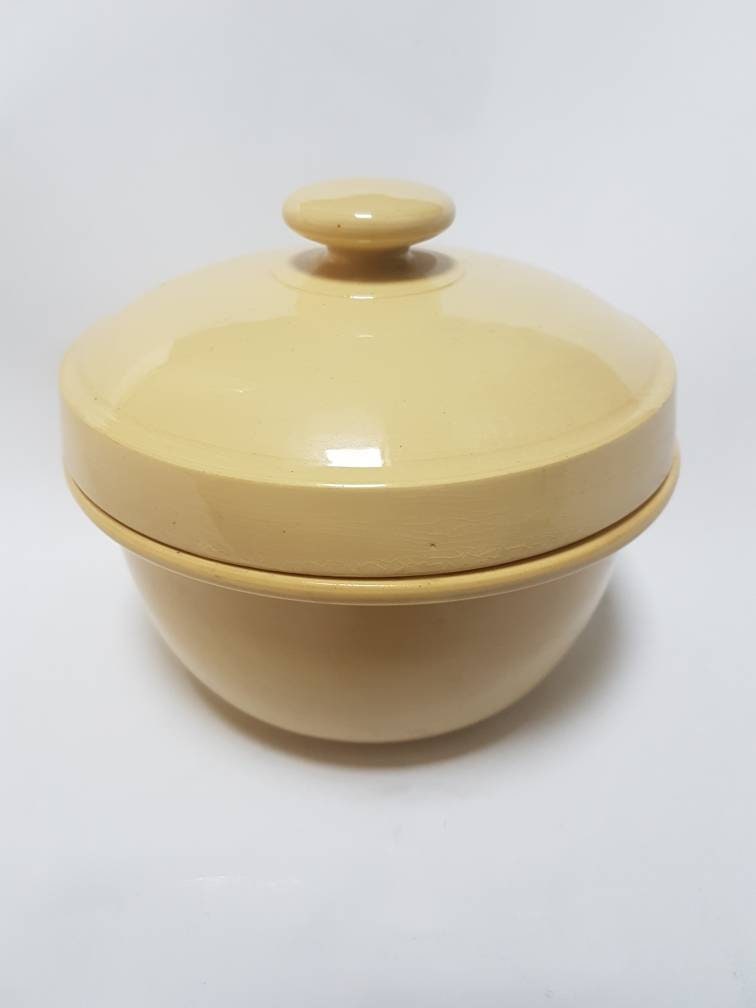 Small Bowl With Lid 