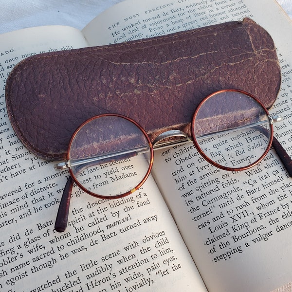Antique 1930s French Children's Spectacles and Card Case. Steampunk. Round Spectacles with Case. Covered Wire Rimmed Eye Glasses.