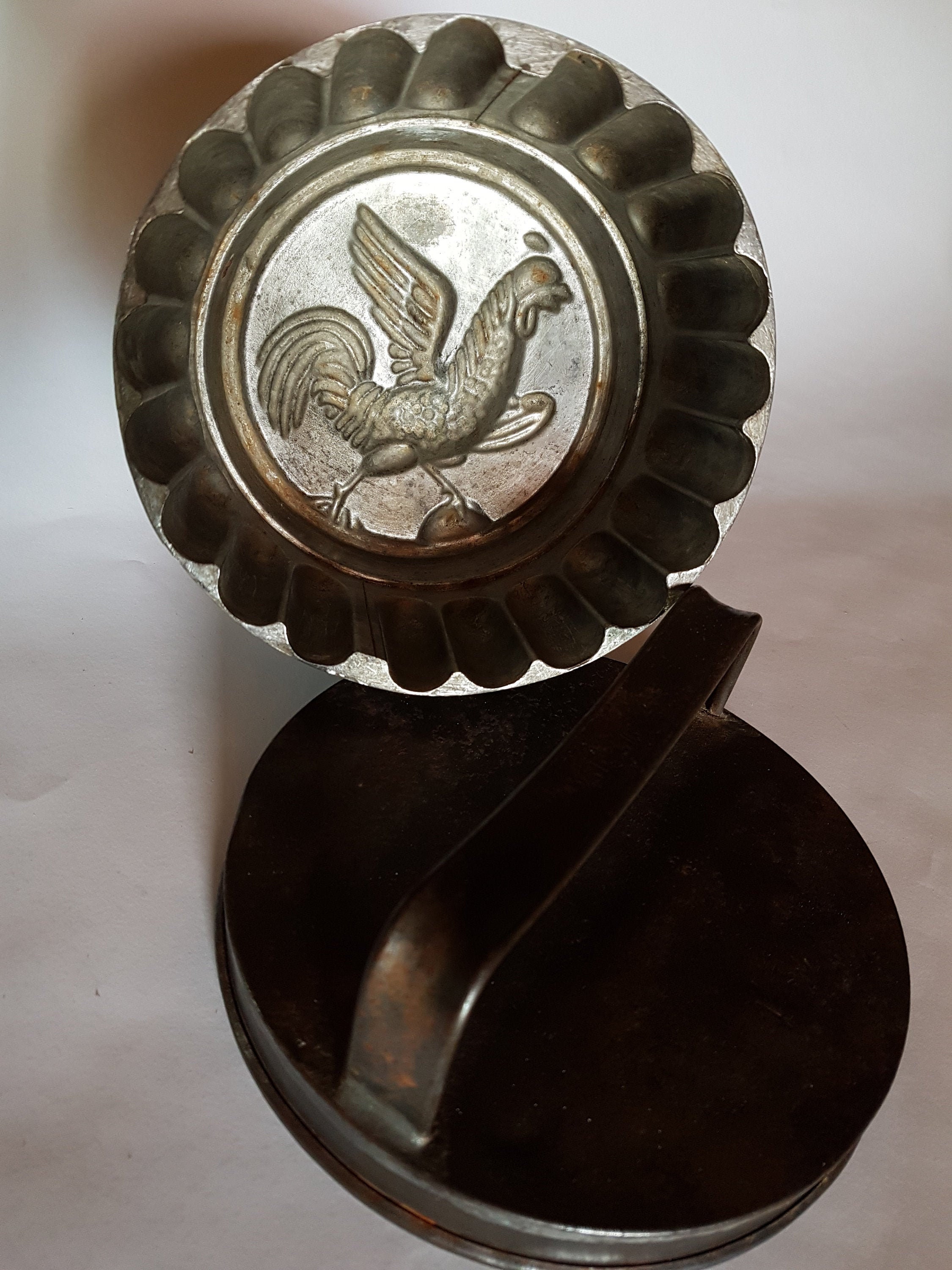 Antique Rare Grand Moule à Crème Glacée Vintage Français avec Détail de Poulet et d'œuf. Pudding Fra