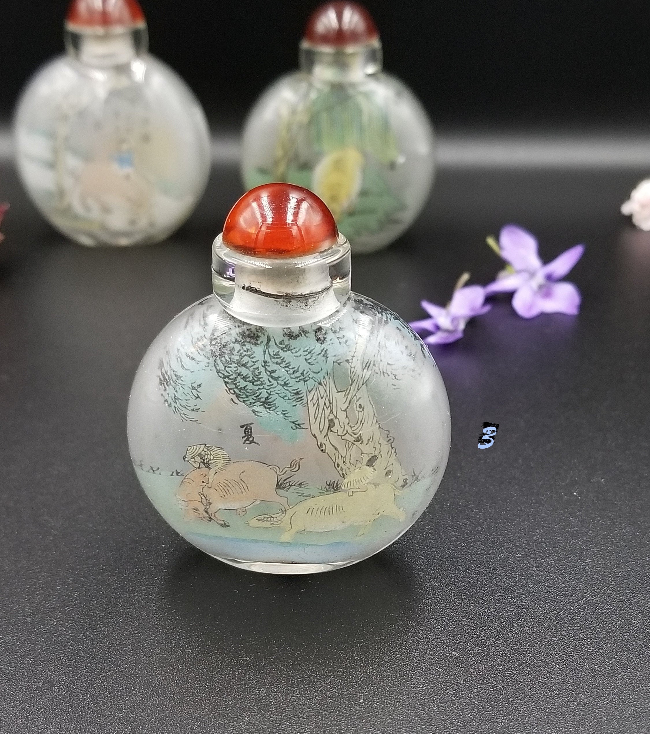 中国　スナッフボトル Amazon.co.jp: 鼻煙壺 (小) 鶴 中国伝統工芸品 内絵ガラス瓶