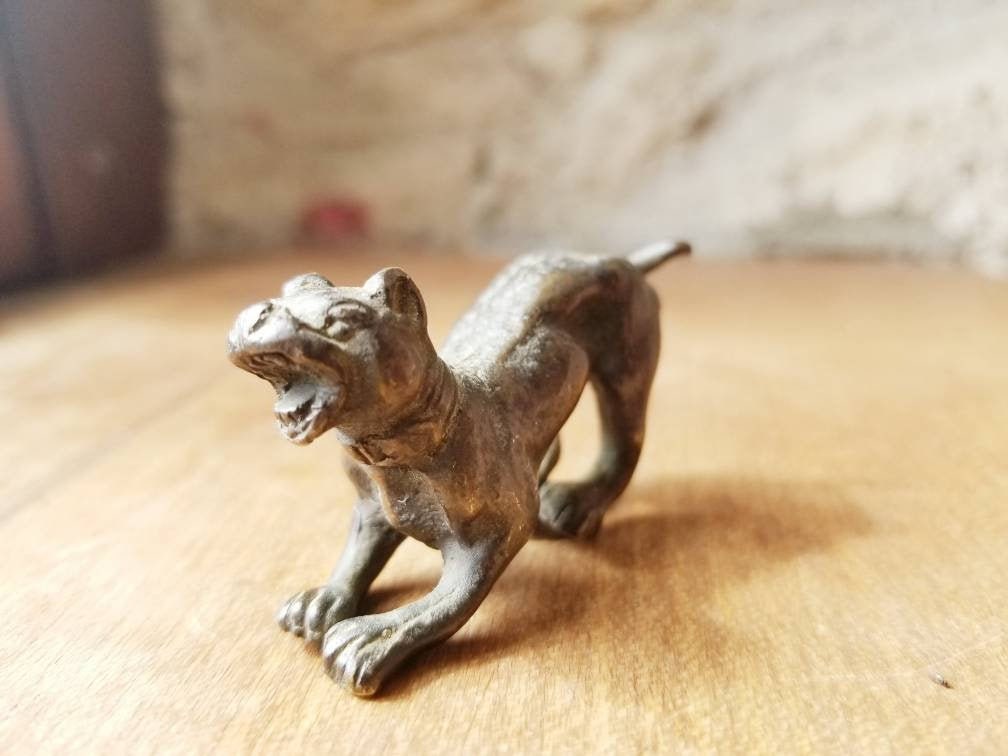 Vintage Collectible Miniature Métal Ludique Dog Figure. Bronze/Lead Bull Miniature. Cadeau Pour Les 