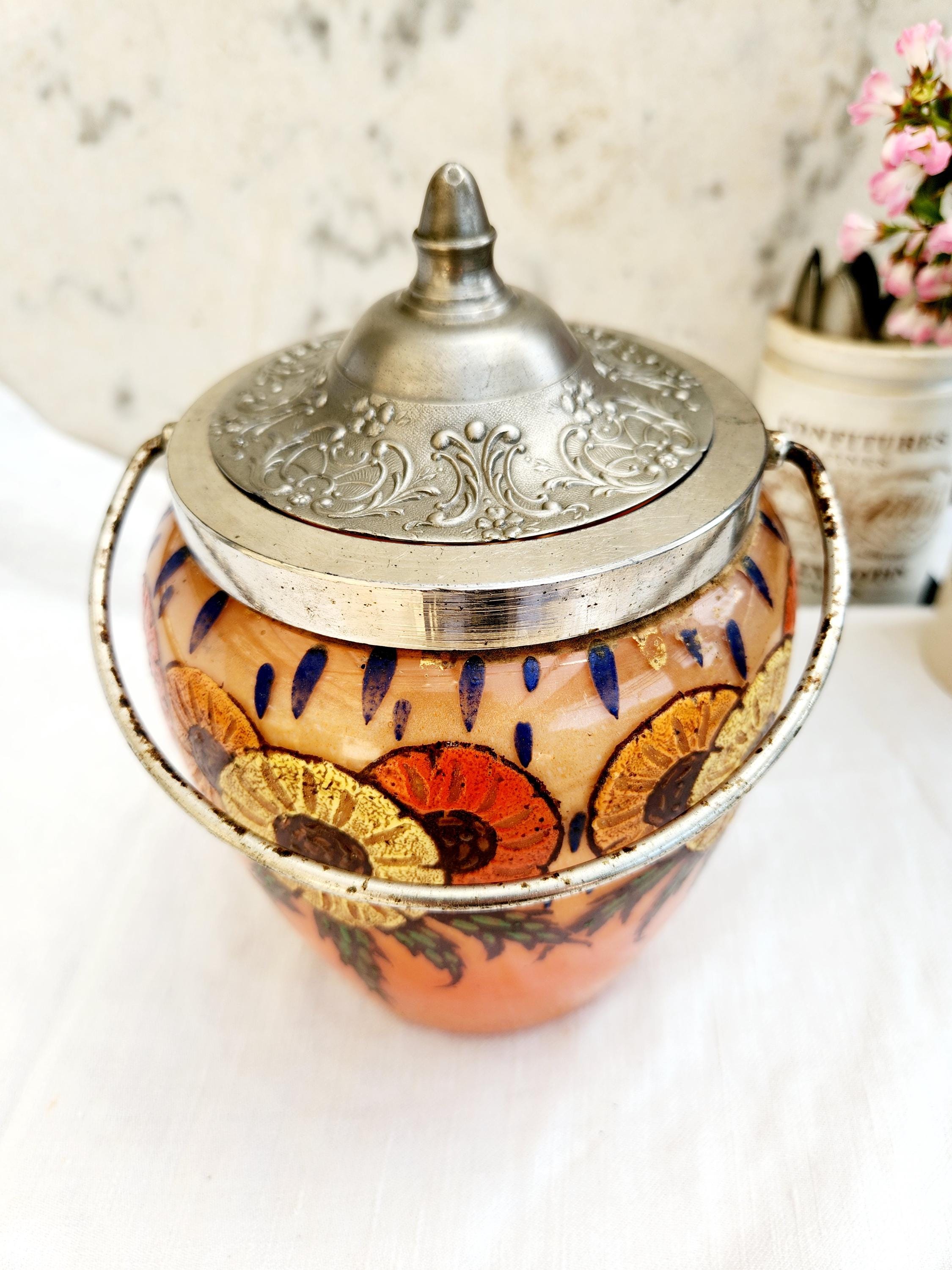 Ancien seau biscuit en verre émaillé à l'or vers 1900 art nouveau | mon futur antérieur