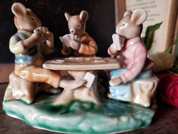 collectible mice figurines