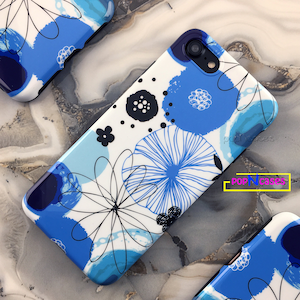 Blaue Blumen iPhone Hülle: Künstlerische Silikon Handyhülle
