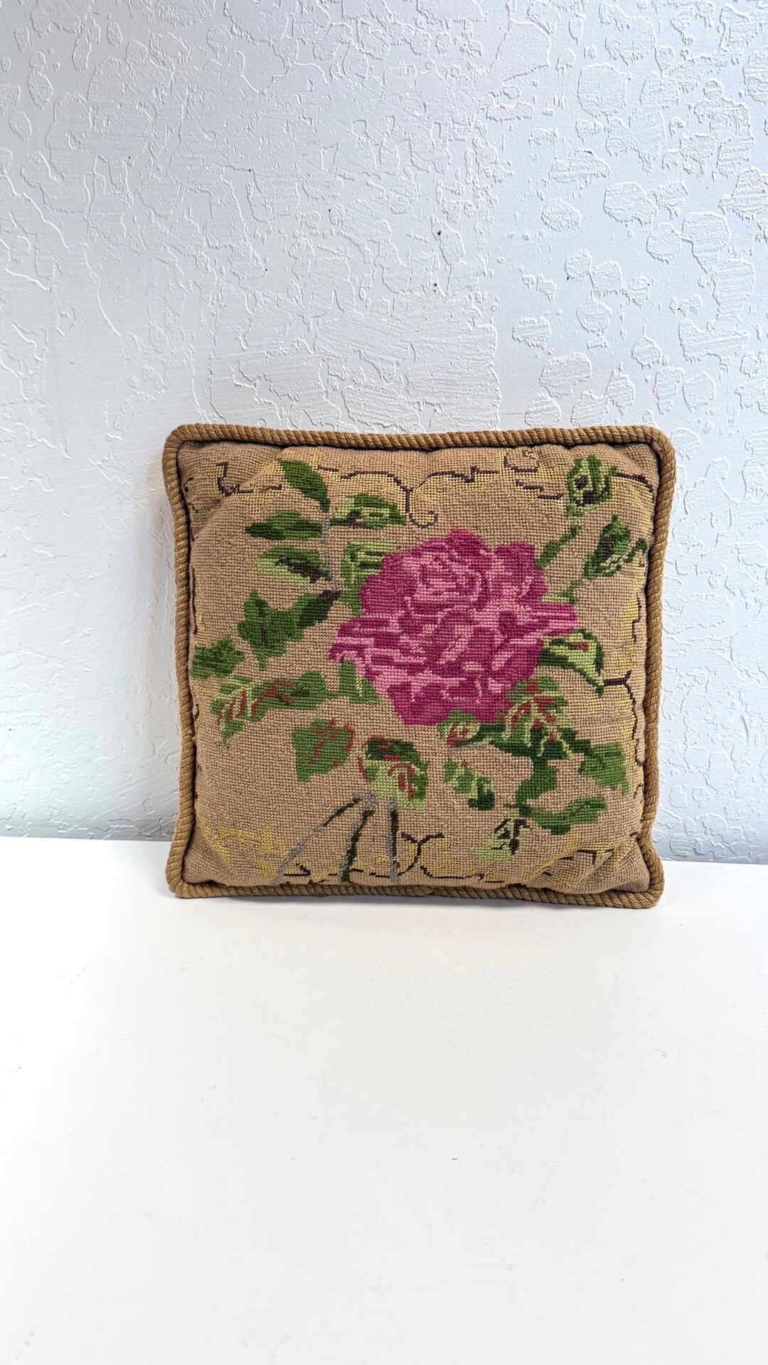 Beautiful Cream Floral Vintage Needlepoint Floral Pillow - Etsy