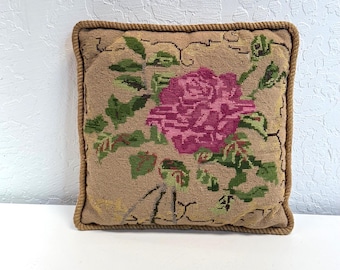 Beautiful Cream Floral Vintage Needlepoint Floral Pillow