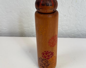 Vintage Sosaku Kokeshi Doll by Master Sekiguchi Tao