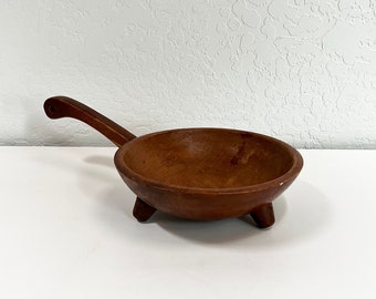 Vintage Carved Primitive Wood Bowl With Handle