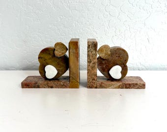 Unieke roze marmeren hartvormige boekensteunen