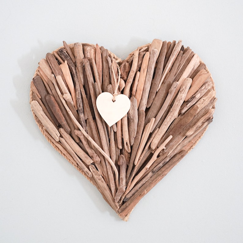 Large Driftwood Heart Wall Hanging / Driftwood Art / Decor Etsy