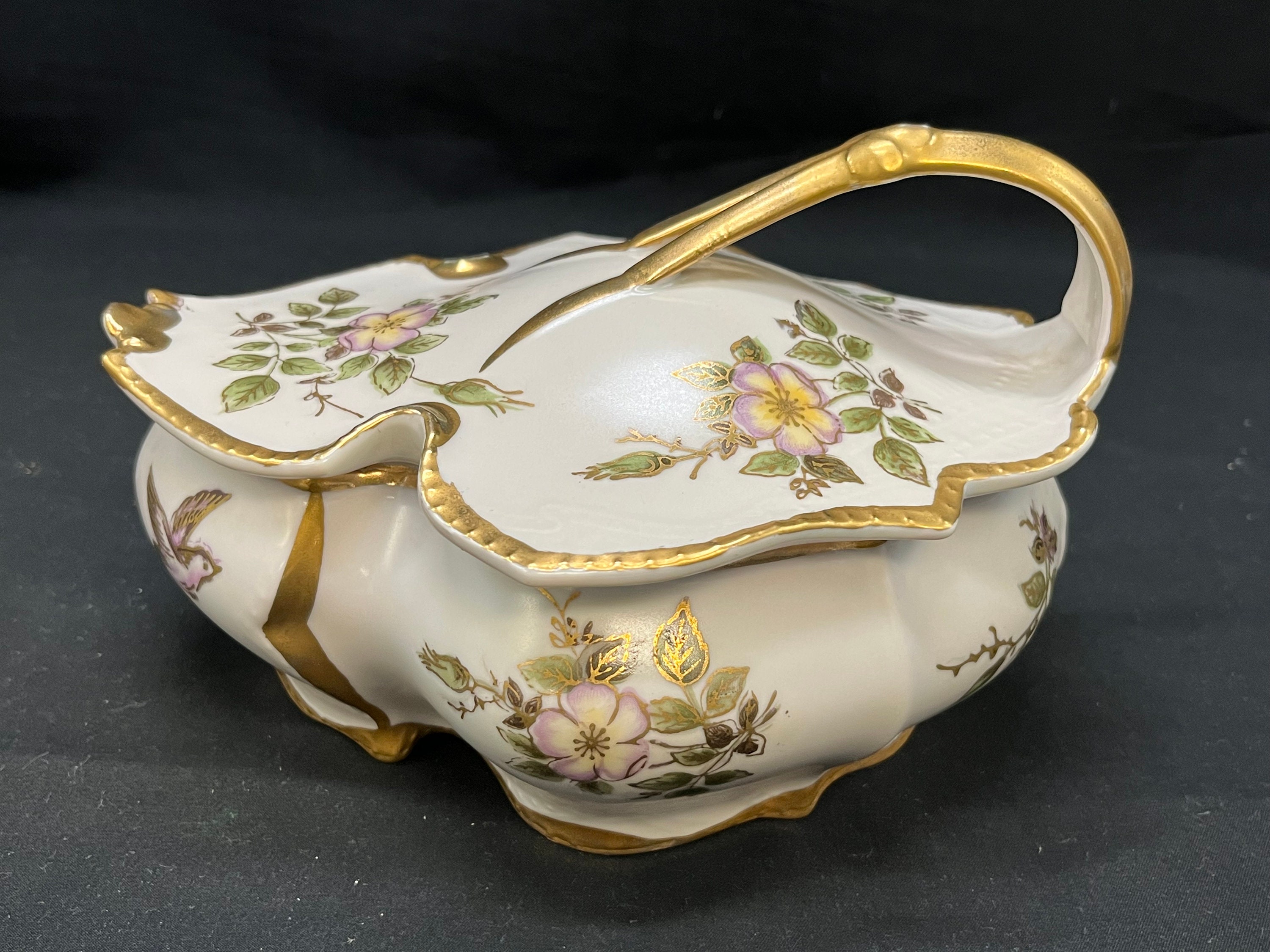 Vintage ARDALT Japan Hand Painted Covered Dish Leaf Shape 7045 Lenwile