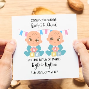 Félicitations carte personnalisée nouveau-né jumeaux garçons, carte personnalisée jeu de jumeaux, carte de jumeaux nouvelle arrivée filles