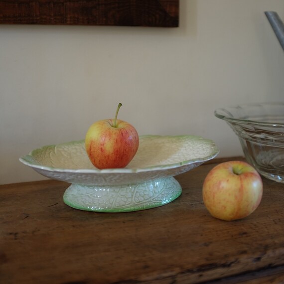 marked to base Vintage Sylvac pottery serving dishbasket