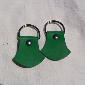 Ringe, 4 große Ringaufsätze aus Leder für Lederwaren oder Schlüsselanhänger, Steigbügelringe, verschiedene Farben Bild 4