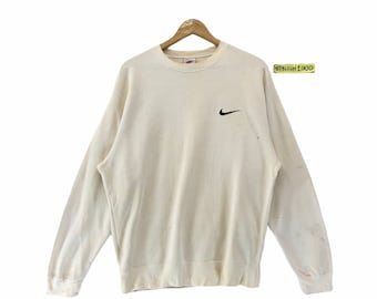 beige vintage nike jumper