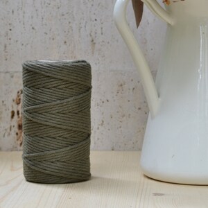 Bomullsrep 2 mm, olivgrönt, enkeltrådigt, 50 meter (54 år), 100 % bomull för makramé, vävning, virkning, stickning, naturfibergarn