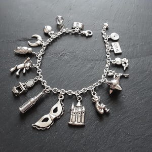 The Labyrinth Movie Theme Silver Plated Charm Bracelet Jim Henson&#39;s David Bowie Maze Jareth 80&#39;s Film Merchandise Choose Your Size