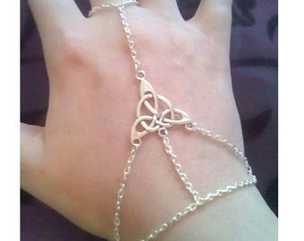 Celtic Knot Hand Bracelet with Silver Plated Chains Boho Elven Slave Bracelet Wedding Body Jewellery One Size Fits Most