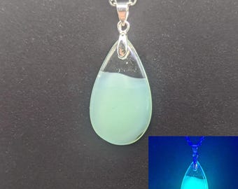 Uranium Glass Swirl Drop Necklace: UV Reactive Glowing Jewelry