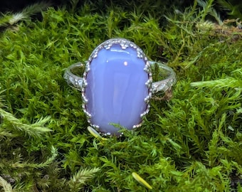 Handmade Holley Blue Agate Ring - Sterling Silver Patterned Band - Size 10