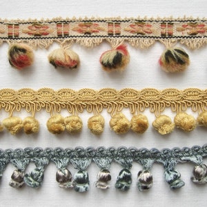 Galon ancien à pompon bleu ou beige ou or, passementerie vintage, décoration de France, hauteur 40 ou 45 mm