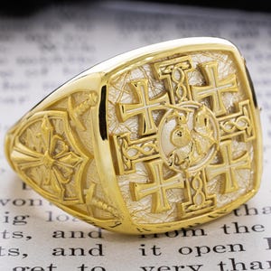 Jerusalem Cross Solid Gold Signet Ring, Knights Templar Christian Ring for Men, Crusader Ring, Personalised Ring, Medieval Knight Ring