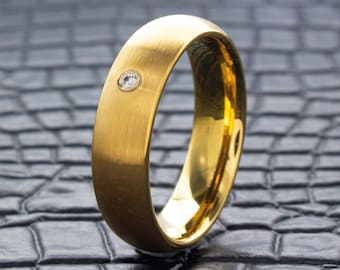 Anello nuziale in tungsteno con finitura satinata placcato oro giallo, anello nuziale in pietra portafortuna, anello di fidanzamento personalizzato in tungsteno, anello con diamante