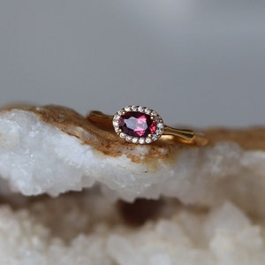 dainty pink tourmaline red tourmaline red gemstone adjustable ring promise ring birthstone ring pink minimal ring pink gold ring silver tourmaline ringer citrine ring aquamarine ring stacking ring royal ring Bridgerton jewelry gift for her oval cut