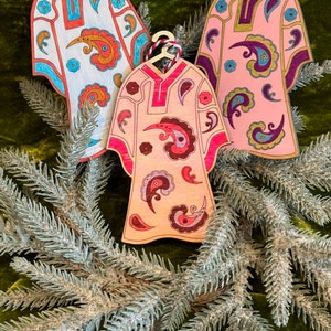 Groovy Handarbeit aus Holz 60s und 70s Retro Kaftan / MuMu Weihnachtsbaum Ornament Paisley