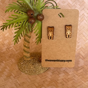 Miniature Wooden Tiki Bar Lounge Retro Earrings
