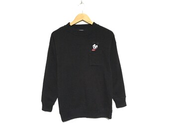 Rare! Mickey Mouse Cartoon Disney Minnie Mouse Big Logo Pocket Crewneck Sweatshirt Jumper Pullover Spellout Style Fashion / Size Medium