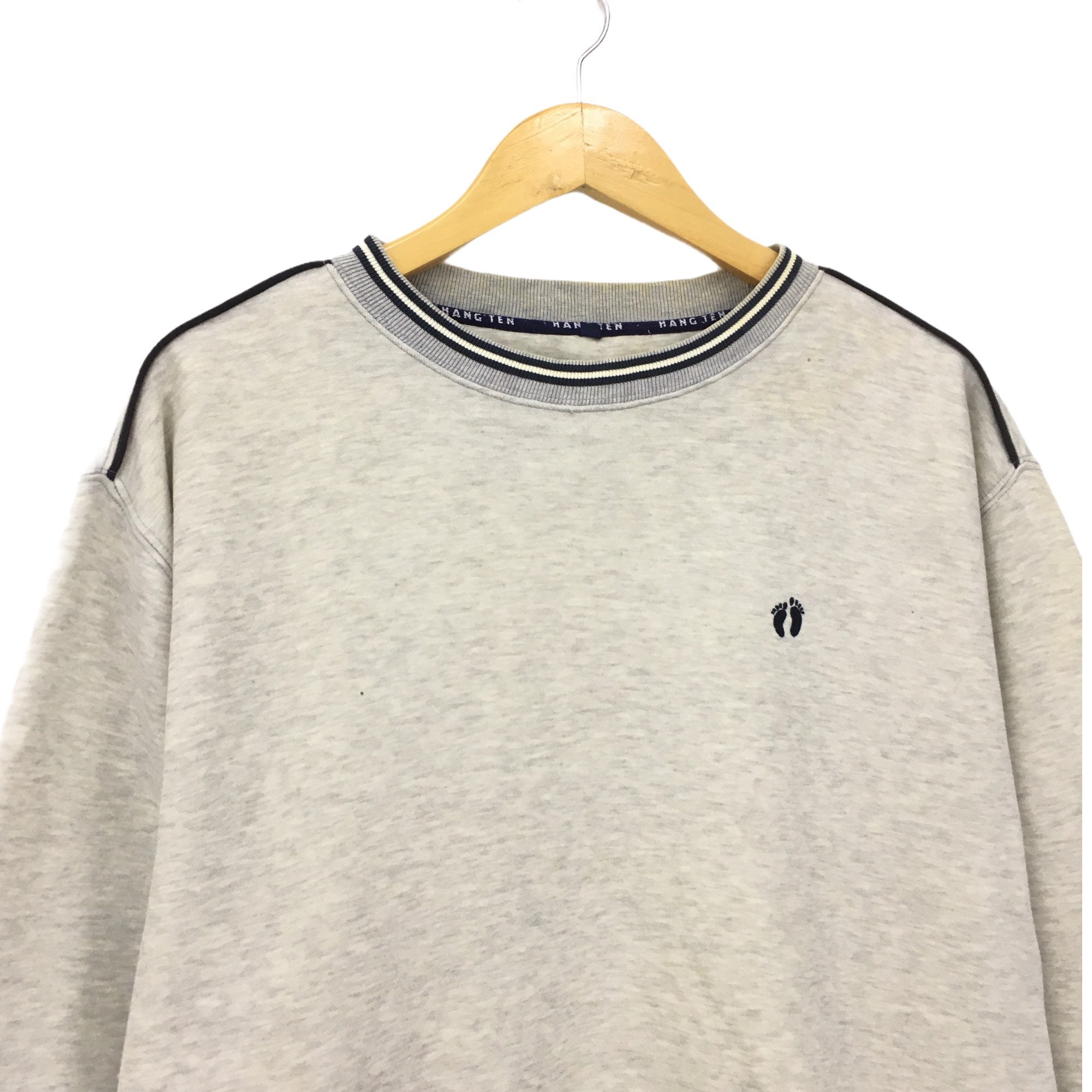 Vintage hang ten 90's sweatshirt crewneck jumper very big logo embroidery size large very rare item!!! Pick!