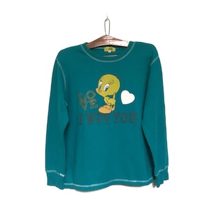 Rare! Tweety Love Cartoon Big Logo Sweatshirt Crewneck Jumper Pullover Sweater Style Fashion Cartoon Disney / Size Medium
