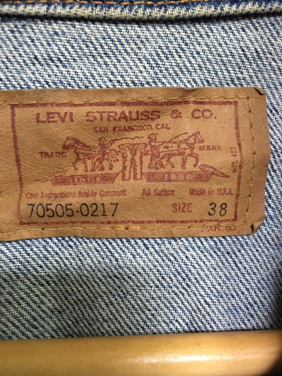 Rare!! Vintage Levis Strauss Made In USA Jacket J… - image 8